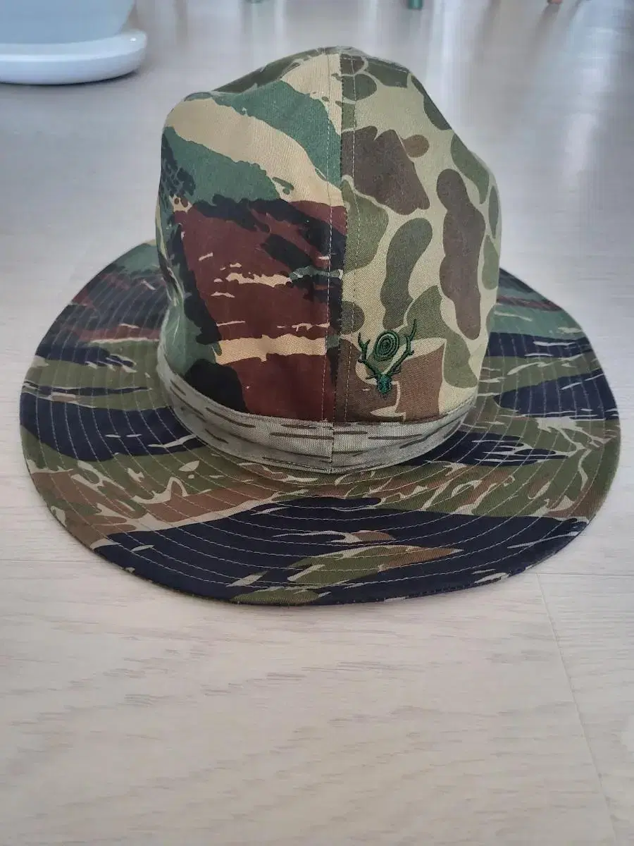 SOUTH2 WEST8 남이서팔 CRUSHER HAT